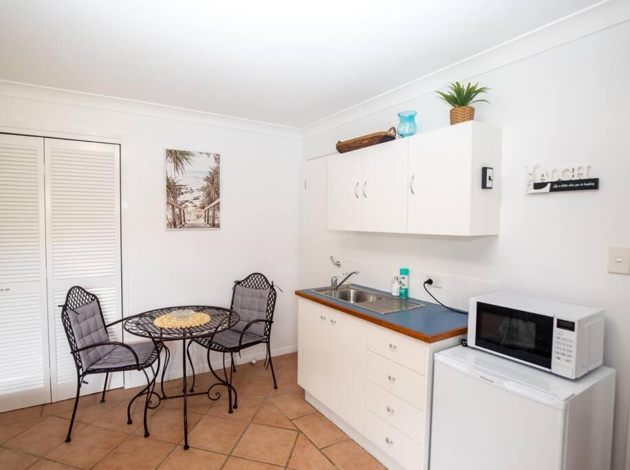 Gorgeous Studio + 100M To Beach + Pool Point Lookout Exterior foto